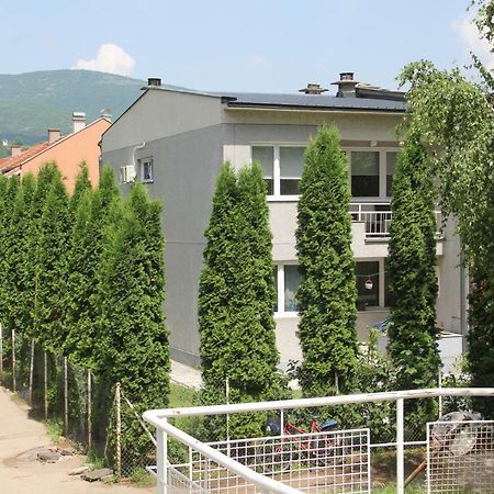 Apartman Kej Pirot Exterior photo