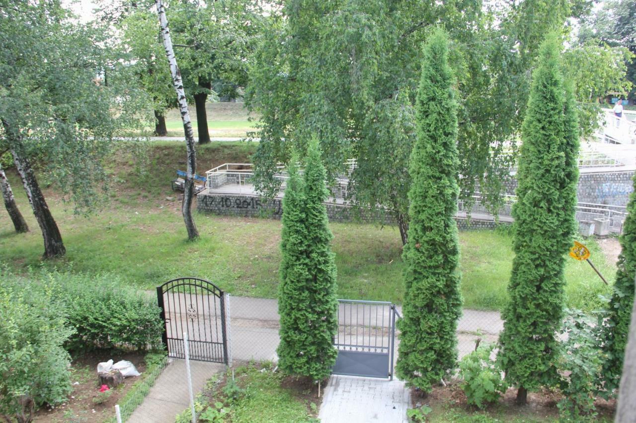 Apartman Kej Pirot Exterior photo